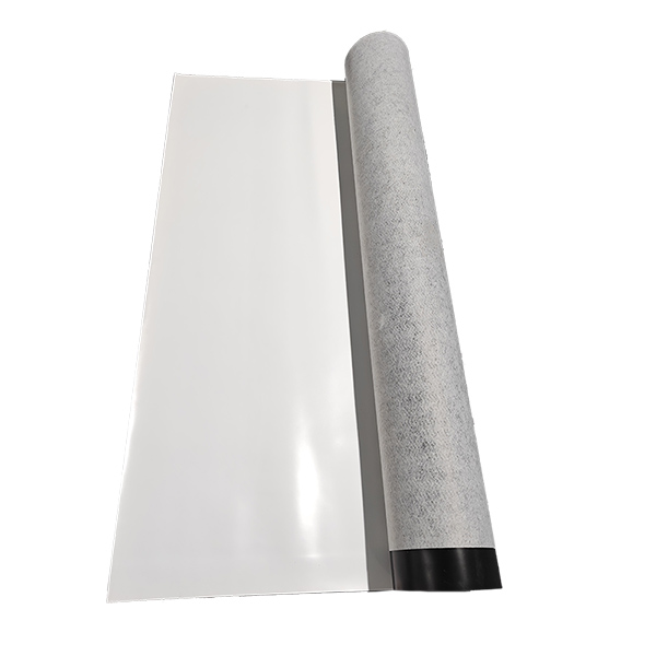 Membrana impermeabilizante de PVC con respaldo polar