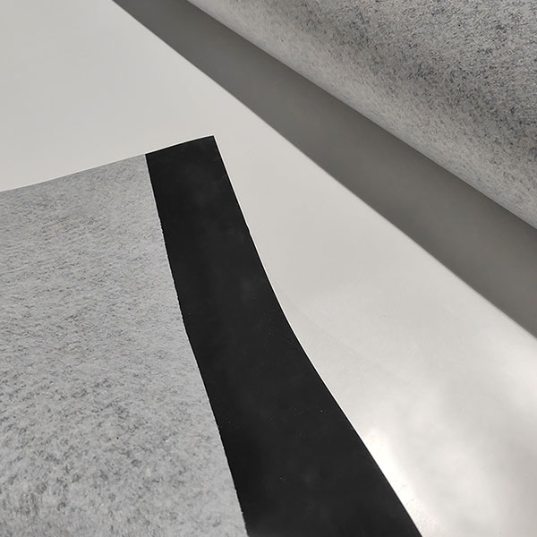 Membrana impermeabilizante de PVC con respaldo polar