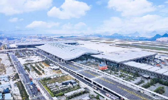 Techo met&aacute;lico de la terminal T3 de ampliaci&oacute;n de la fase III del aeropuerto de Guiyang Longdongbao