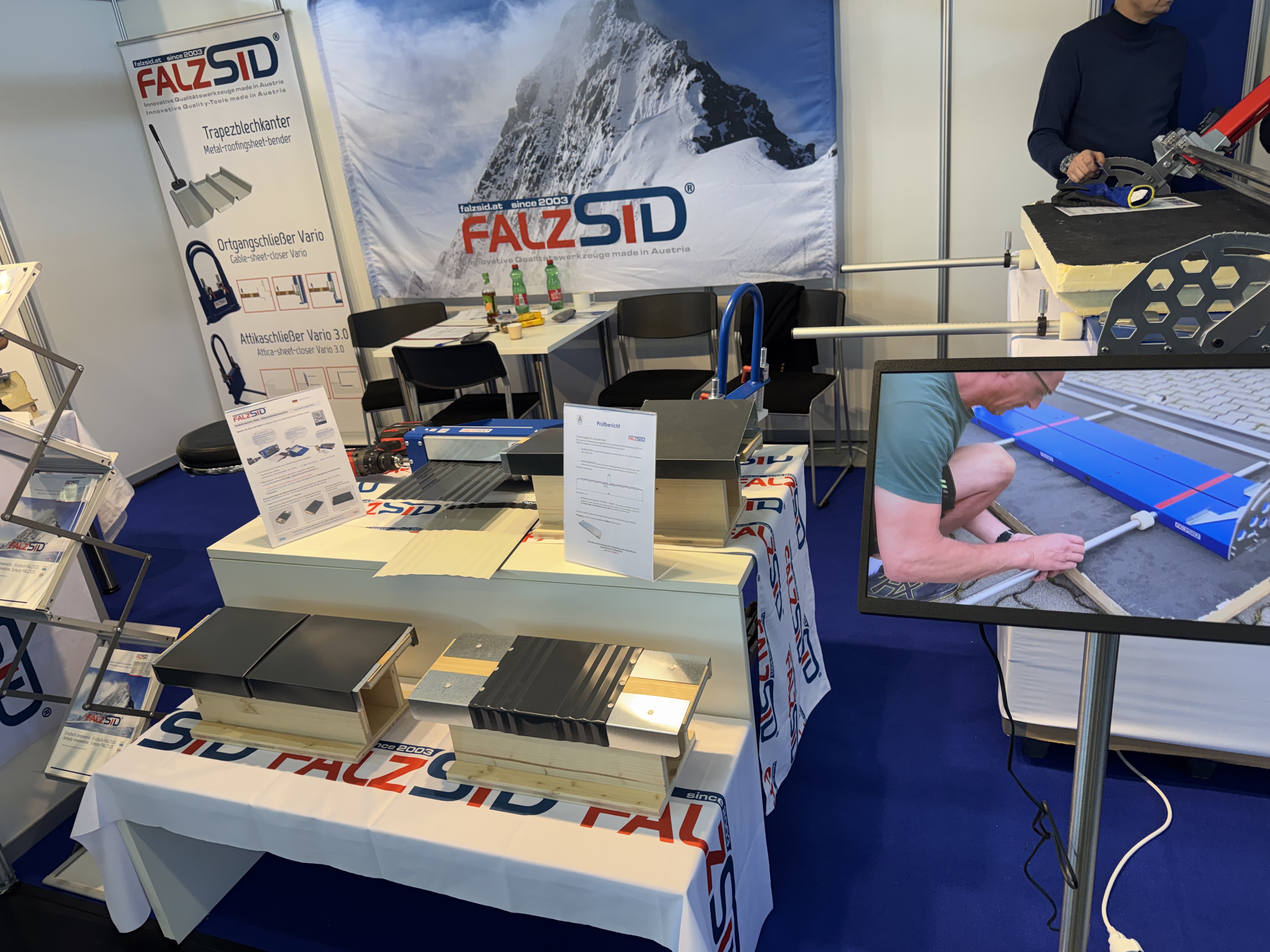 Recinto ferial de Dach+Holz2